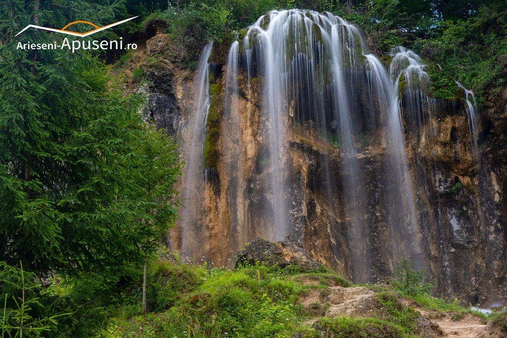 Cascada Pisoaia